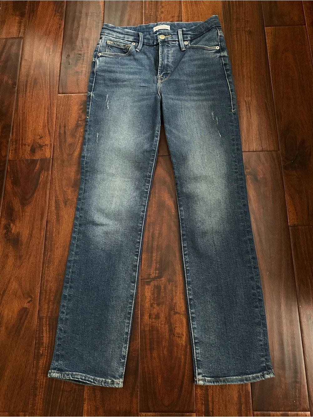 GOOD AMERICAN Straight Leg Jeans Indigo Wash
Size 2